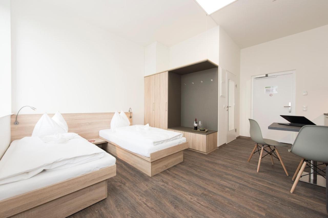 Tt-Rooms - Kontaktlos Mit Self Check-In I Free Parking Graz Dış mekan fotoğraf